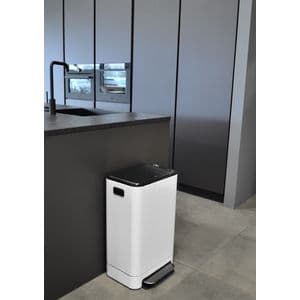 Picture 5 of Pedaalemmer Desq 40 liter RVS wit