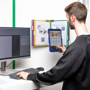 Picture 7 of Zichtpanelensysteem wand Tarifold metaal A4 met 10-tassen assorti