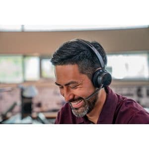 Picture 9 of Headset HP POLY Voyager Focus 2 USB-C met oplaadstation