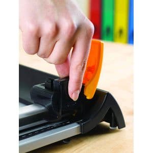 Picture 3 of Snijmes Fellowes Safecut 3 in 1