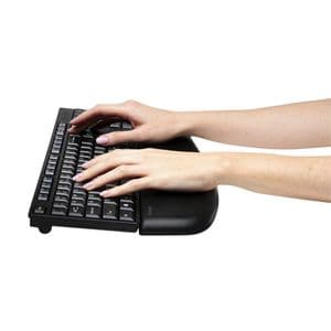 Picture 4 of Polssteun Kensington ergosoft standaard toetsenbord zwart