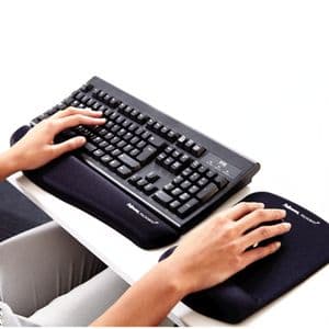 Picture 3 of Muismat met polssteun Fellowes Plush Touch zwart