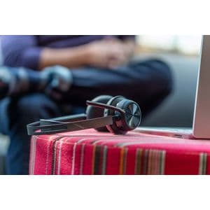 Picture 6 of Headset HP POLY Voyager Focus 2 USB-C