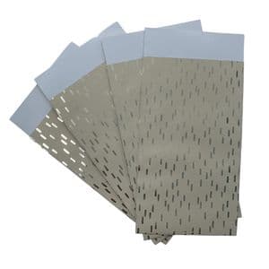 Picture 1 of Cadeauzakjes gemetaliseerd papier 7cm x 13cm creme goud strepen 74gr / m2